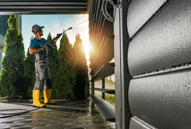 Solar Panel Cleaning in Castaic, CA